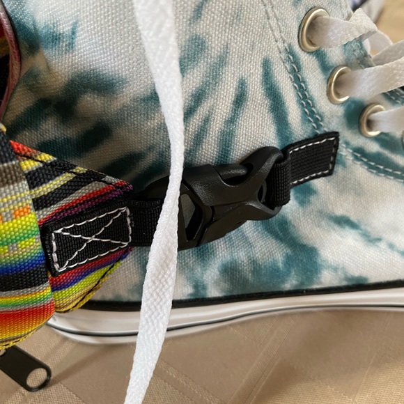Converse Chuck Taylor High Top Men 9 W11 Green Tie Dye Sample Unisex “pouch” - Picture 5 of 9